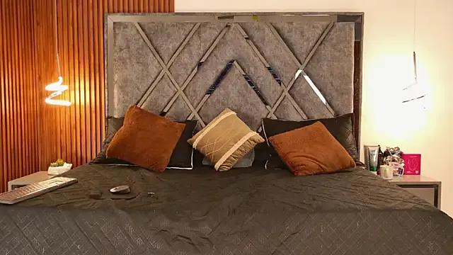 Freechat Milf_Slutty on StripChat