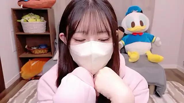 Freechat MOEMOE-Q on StripChat