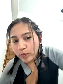 Freechat NamiNae on StripChat