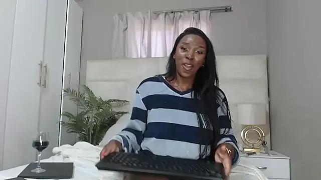 Private naughtyblackdolie on StripChat