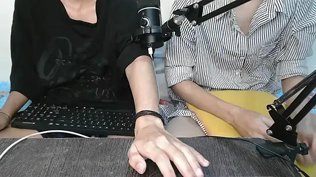 Freechat NaughtyThrouple007 on StripChat