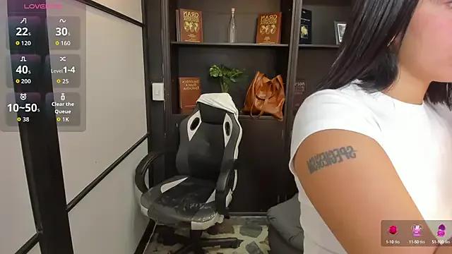 Freechat NicolRoss_ on StripChat