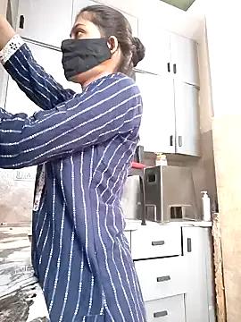 Private Noorkhatoon on StripChat