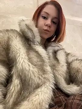 StripChat RosieSecret is Freechat RosieSecret — put me in doggy to shake ass close up