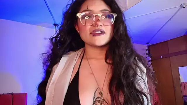 Freechat SabrinaV_ on StripChat