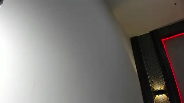 Freechat selene_red_ on StripChat