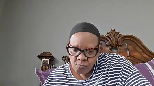 Freechat SEXYBOOBSNASS on StripChat