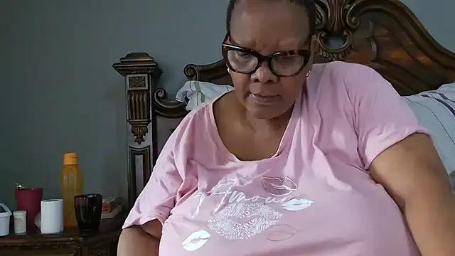 Freechat SEXYBOOBSNASS on StripChat