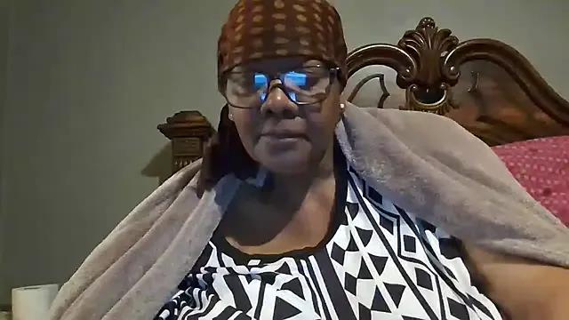 Freechat SEXYBOOBSNASS on StripChat