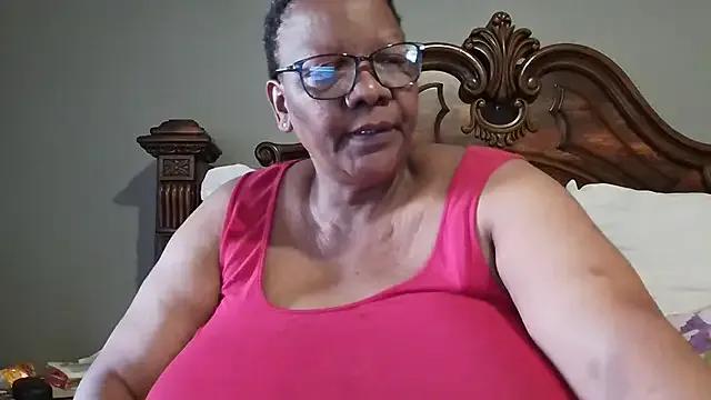 Freechat SEXYBOOBSNASS on StripChat