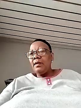 Freechat SEXYBOOBSNASS on StripChat