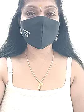 StripChat shivani27 is Freechat shivani27 — Gold chain