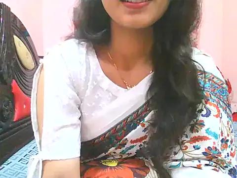 StripChat Silver_Queen07 is Freechat Silver_Queen07 — Show my boobs in publica