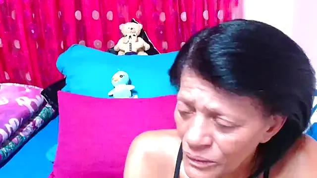 StripChat SLUTTYROXY is Freechat SLUTTYROXY — plz gents tip its appreciated i need u