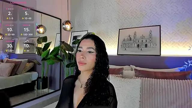 Freechat susan_cute198 on StripChat