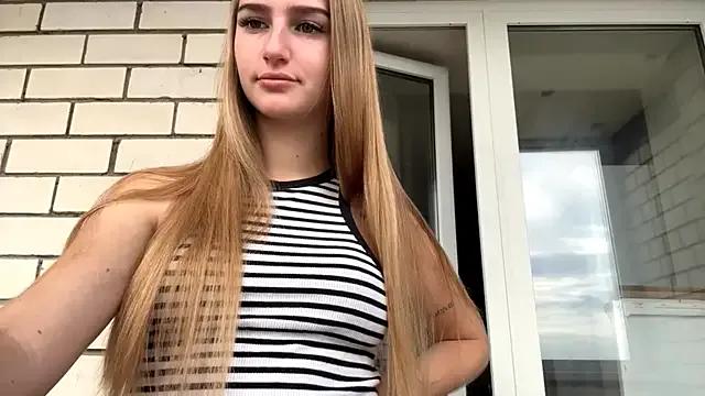 Freechat SweetJinny88 on StripChat