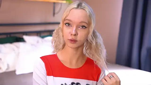 Freechat TastyTiffy on StripChat