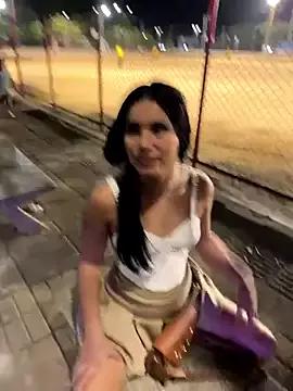 Freechat the_queen_of_street on StripChat