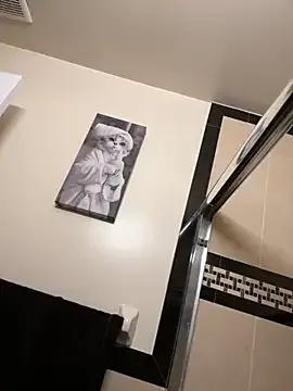 Freechat ThicBunz on StripChat