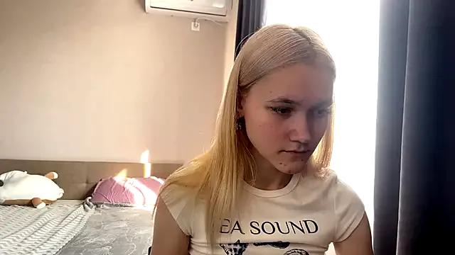 Freechat TwinedPeril on StripChat