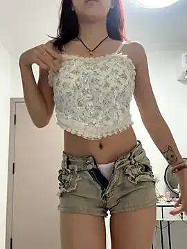 uiui521 on StripChat 