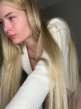 Freechat Vladamais on StripChat