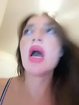 Freechat yaprakmericc on StripChat