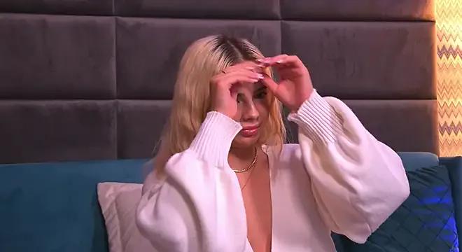 Freechat YssabelFox on StripChat