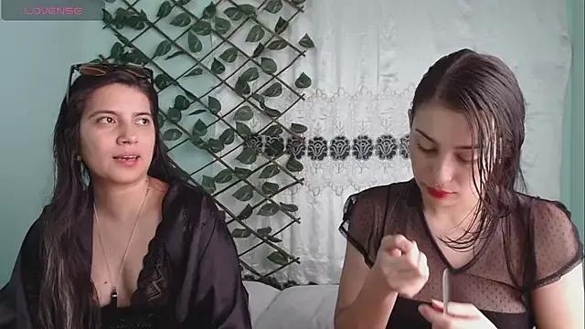 Freechat zukim2830 on StripChat