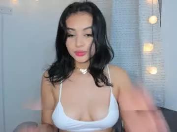 julia_strauns from Chaturbate is Freechat