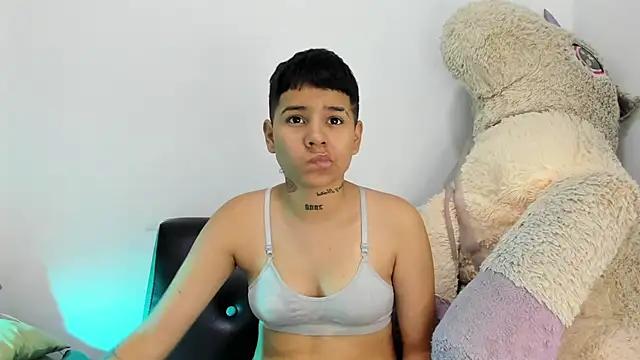 cami_hots from StripChat is Freechat