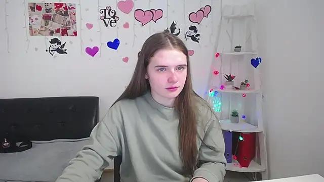 CarolineMiIIer from StripChat is Freechat