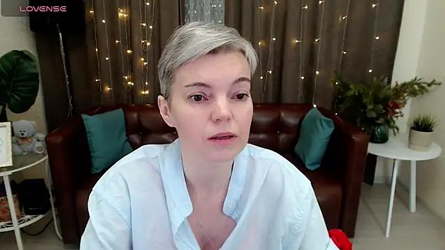 Cutie_Erikaa1 from StripChat is Freechat