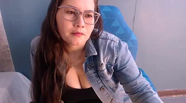 Daniela_Colens from StripChat is Freechat