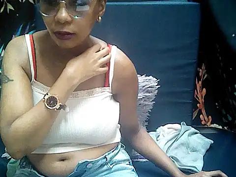 ebonycrave4u from StripChat is Freechat