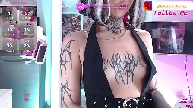 cam to cam sexiness with Girls streamers. Explore the newest collection of intense camshows from our capable horny hosts.