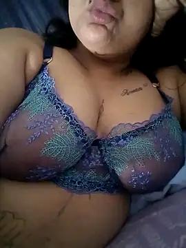 etliamcik from StripChat is Freechat