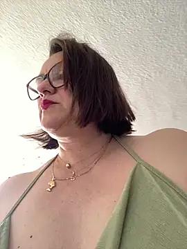 FenixHoney from StripChat is Freechat