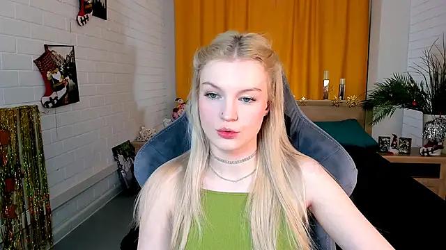 GraceGlamour from StripChat is Freechat