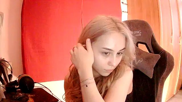 JasmineMist from StripChat is Freechat