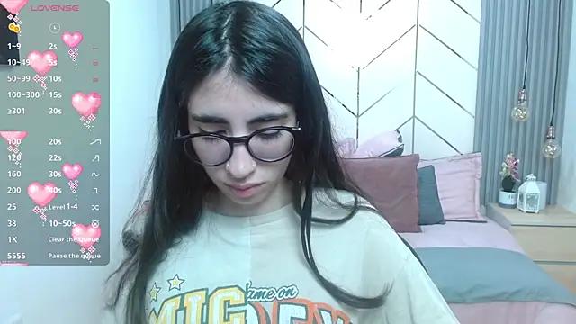 LenaRoses from StripChat is Freechat