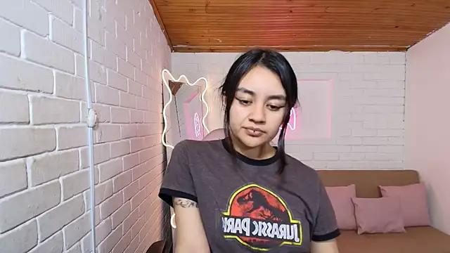 luciaa_tay from StripChat is Freechat