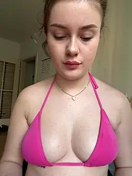 Photos of MaribelRiver from StripChat is Freechat