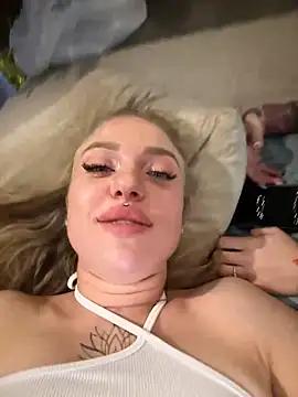 pinkstar_ from StripChat is Freechat