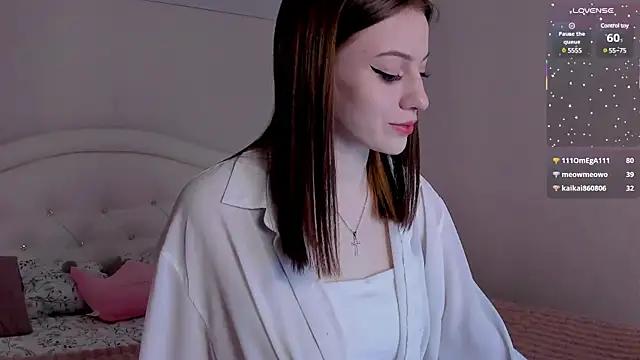 RinaRoss from StripChat is Freechat