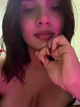 SabrinaVega from StripChat is Freechat