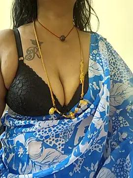 Tamilsriyazhini from StripChat is Freechat