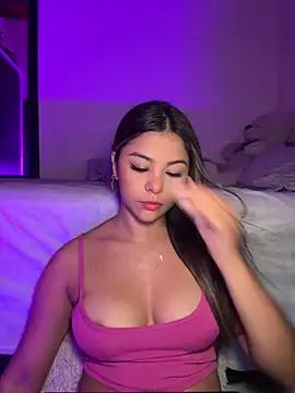 tuckersabrina from StripChat is Freechat