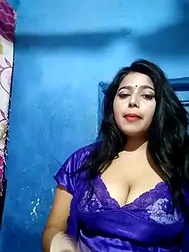 Your-Poonam from StripChat is Freechat